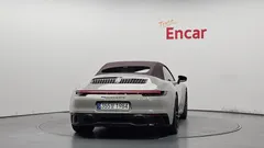 2023 Porsche 911 Carrera 4 GTS Cabriolet, серо-серебристый — фото 4