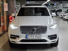 2022 Volvo XC90 T8 Ultimate Bright Hybrid — фото 4