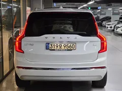 2022 Volvo XC90 T8 Ultimate Bright Hybrid — фото 5