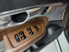 2022 Volvo XC90 T8 Ultimate Bright Hybrid — фото 16