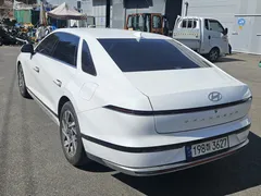 2023 Hyundai Grandeur Exclusive — фото 4