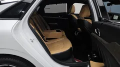 2021 Kia K5 2.0, белый — фото 11