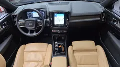 2022 Volvo XC40 B4 Inscription — фото 7