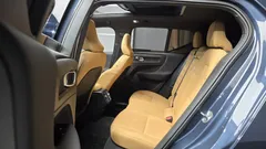 2022 Volvo XC40 B4 Inscription — фото 12