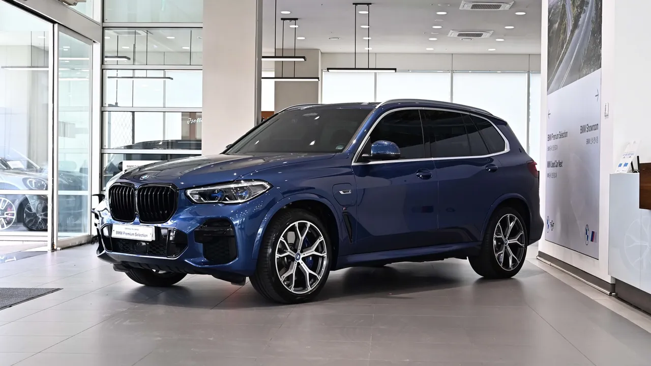 2023 BMW X5 xDrive 45e M Sport