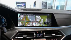 2023 BMW X5 xDrive 45e M Sport — фото 18