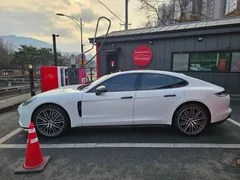 2022 Porsche Panamera 2.9 AWD — фото 3