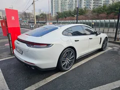 2022 Porsche Panamera 2.9 AWD — фото 4