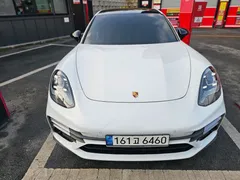 2022 Porsche Panamera 2.9 AWD — фото 13