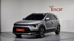 2022 Kia Niro Prestige, серый — фото 1
