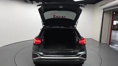 2023 Audi Q2 35 TDI Premium, серый — фото 20