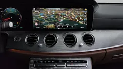 2022 Mercedes-Benz E-Class E350 4MATIC Avantgarde — фото 12
