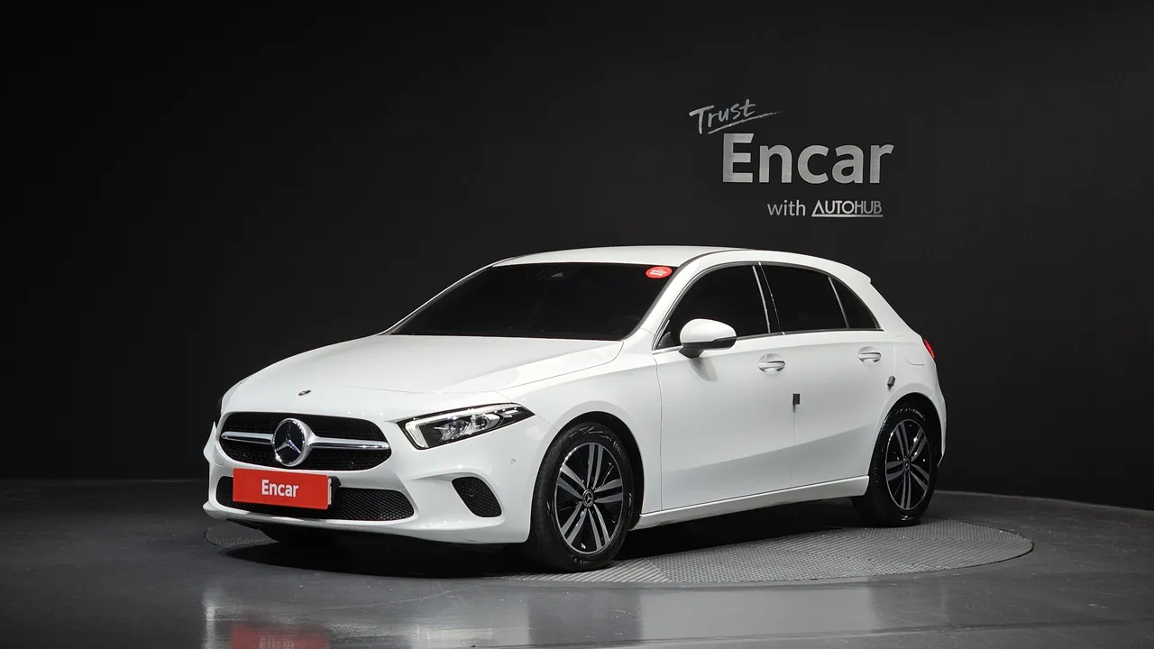 2023 Mercedes-Benz A-Class A220 Hatchback