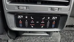 2022 Audi Q7 45 TDI Quattro, чёрный — фото 18