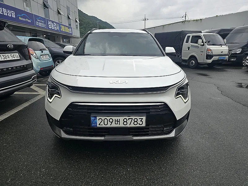 2022 Kia Niro Signature