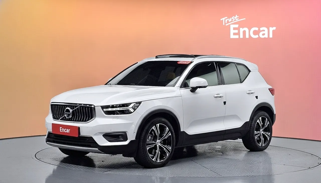 2021 Volvo XC40 B4 Inscription