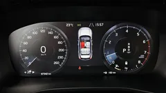 2021 Volvo XC40 B4 Inscription, белый — фото 8