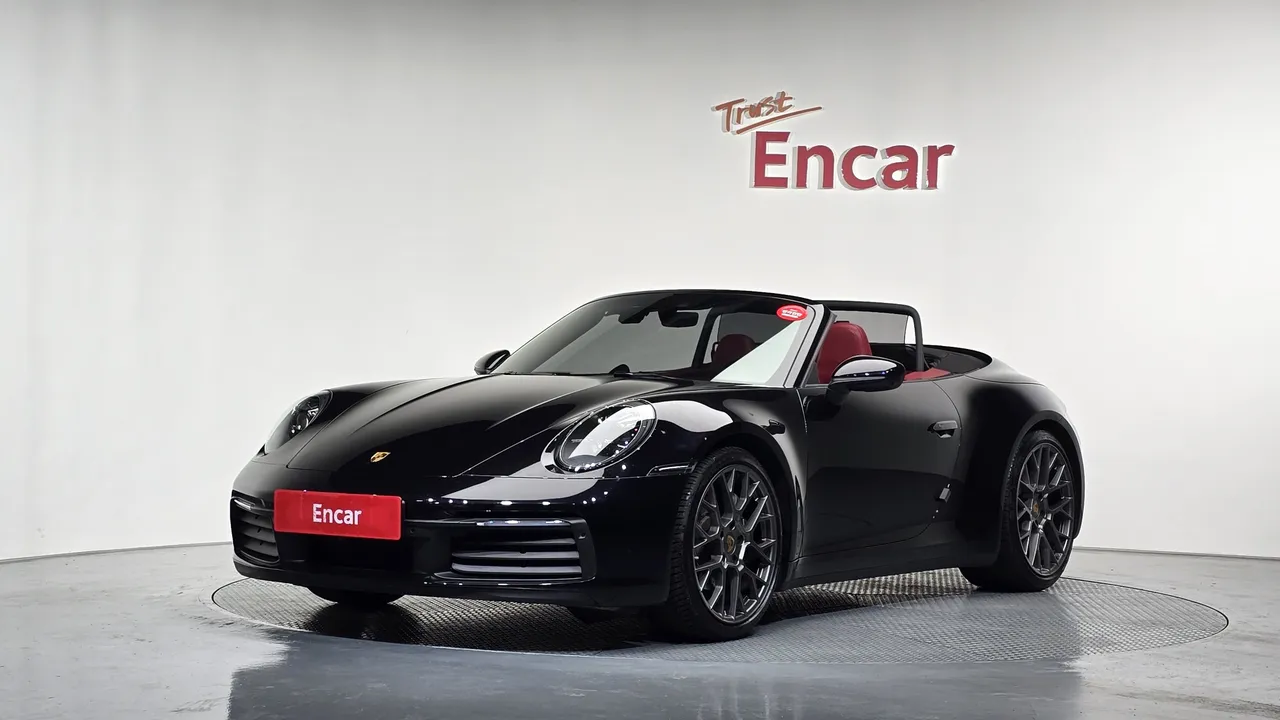 2021 Porsche 911 Carrera Cabriolet