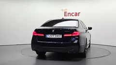 2023 BMW 5-Series 530i xDrive M Sport Package — фото 4