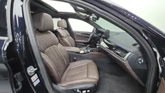 2023 BMW 5-Series 530i xDrive M Sport Package — фото 10