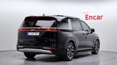 2023 Kia Carnival Diesel 9-Seater Prestige — фото 2