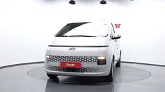 2022 Hyundai Staria Tourer 11-Seater — фото 3