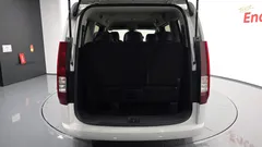 2022 Hyundai Staria Tourer 11-Seater — фото 20