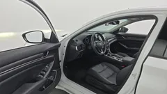 2022 Honda Accord 1.5 Turbo, белый — фото 10