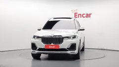 2021 BMW X7 xDrive 40i Design Pure Excellence 6-Seater, белый — фото 3
