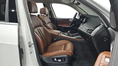 2021 BMW X7 xDrive 40i Design Pure Excellence 6-Seater, белый — фото 10