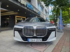 2023 BMW 7-Series 740i sDrive M Sport — фото 3