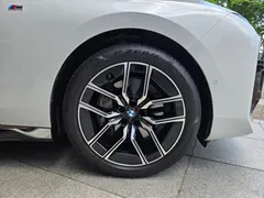 2023 BMW 7-Series 740i sDrive M Sport — фото 5