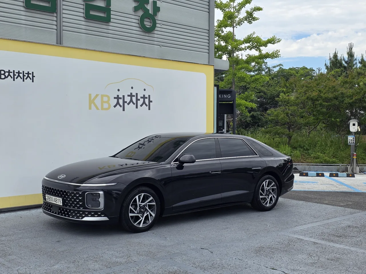2023 Hyundai Grandeur Premium