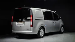 2022 Hyundai Staria Cargo 5-Seater — фото 2