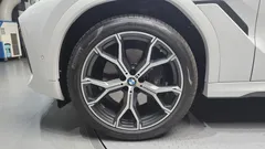 2022 BMW X6 xDrive40i M Sport — фото 5