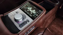 2022 Genesis G90 Gasoline 3.5 Turbo e-S/C AWD LWB — фото 20