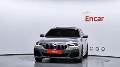 2022 BMW 5-Series 520i M Sport — фото 3