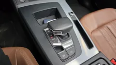 2022 Audi Q5 45 TFSI Quattro Sportback, белый — фото 9