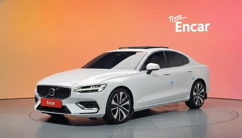 2023 Volvo S60 B5 Ultimate Bright