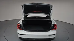 2023 Volvo S60 B5 Ultimate Bright, белый — фото 20