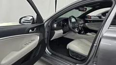 2023 Genesis G70 Gasoline 2.0T 2WD, серо-серебристый — фото 10