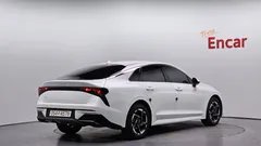 2024 Kia K5 2.0, белый — фото 2
