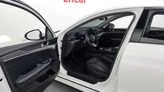 2024 Kia K5 2.0, белый — фото 10