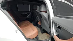 2024 BMW 5-Series 530i xDrive, белый — фото 12