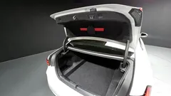 2024 BMW 5-Series 530i xDrive, белый — фото 20