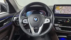 2022 BMW 5-Series 523d xDrive Luxury — фото 12