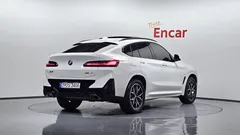 2023 BMW X4 xDrive20i M Sport — фото 2