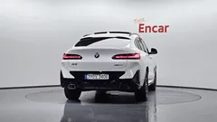 2023 BMW X4 xDrive20i M Sport — фото 4