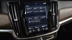 2021 Volvo V90 B5 Pro AWD, белый — фото 16