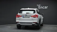 2022 BMW X3 xDrive 20i, белый — фото 4